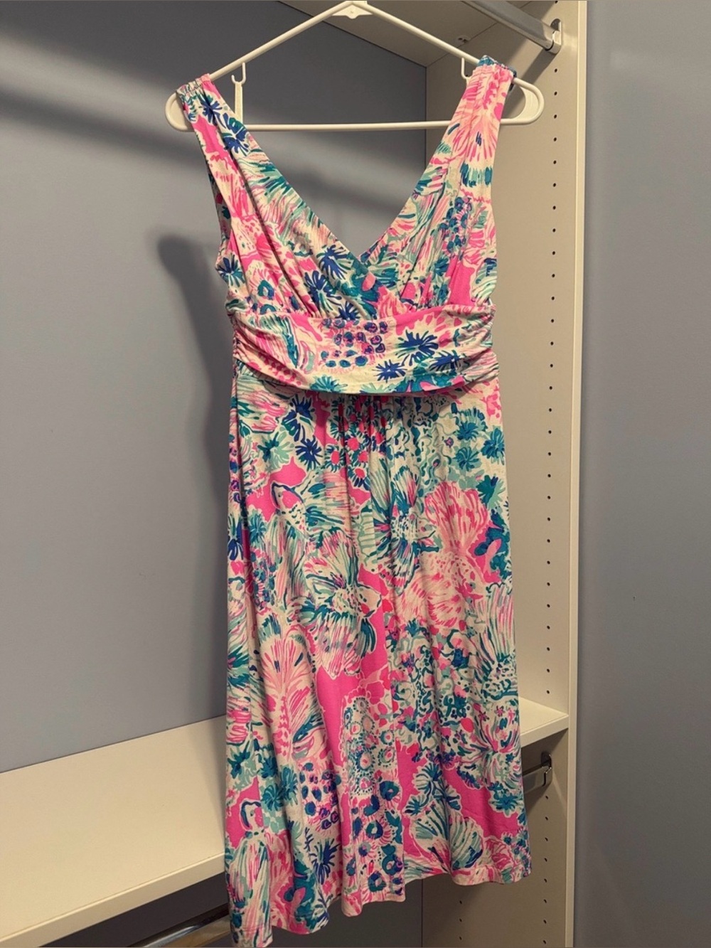 Lilly Pulitzer Sloane Floral V-Neck Summer Dress in Pink & Blue - size s